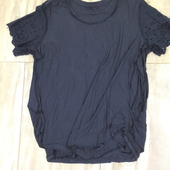 Kindred Bravely Navy Maternity/Nursing Top l - Picture 13 of 13